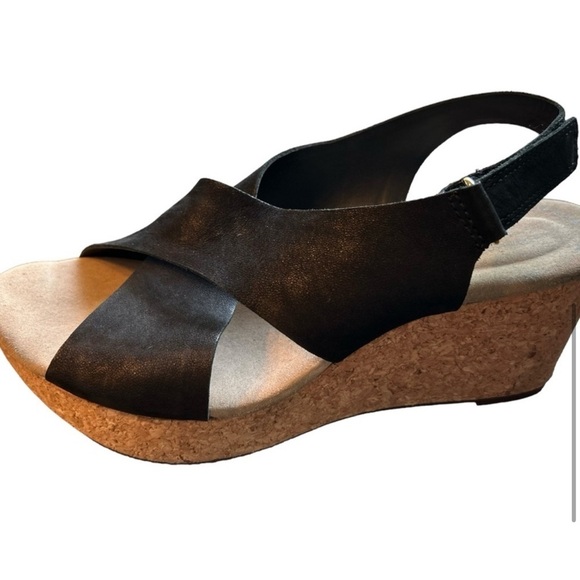Clarks Women's Black Wedge Sandals Size 8.5 Slingback Summer Casual - Picture 6 of 10
